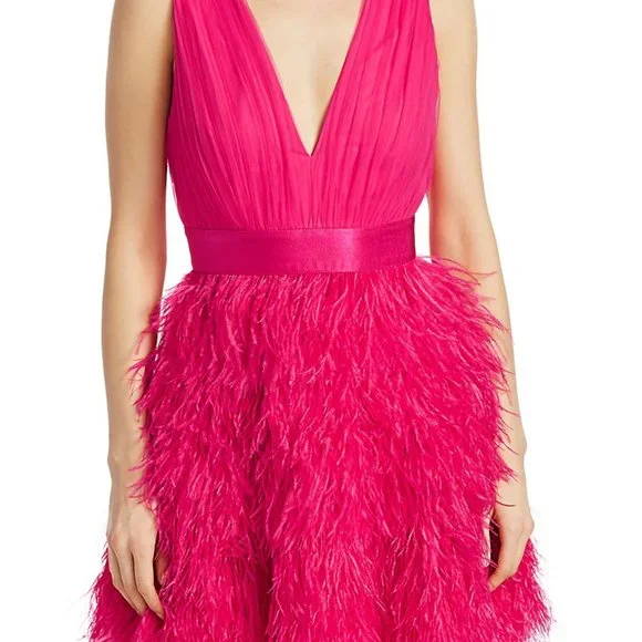 NWT ALICE + OLIVIA TEGAN FEATHER PARTY DRESS - WILD PINK - US 10 - Picture 2 of 8